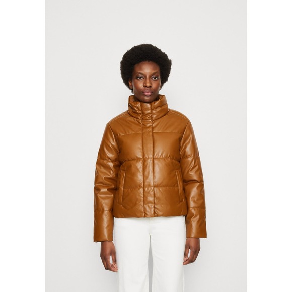 BRAND NEW GAP PUFFER - Winter Jacket Size XL - Picture 2 of 5